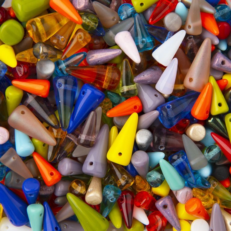 PRECIOSA mix of glass beads cones