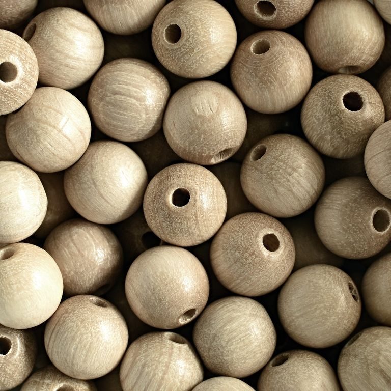 Mărgele rotunde din lemn 10mm naturale