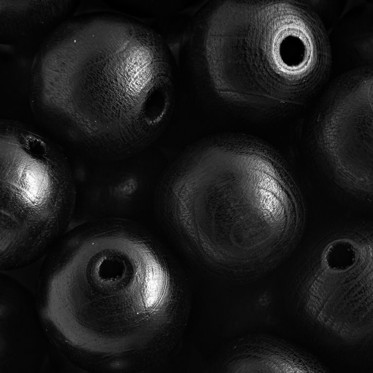 Czech wooden beads round 18mm black No.68