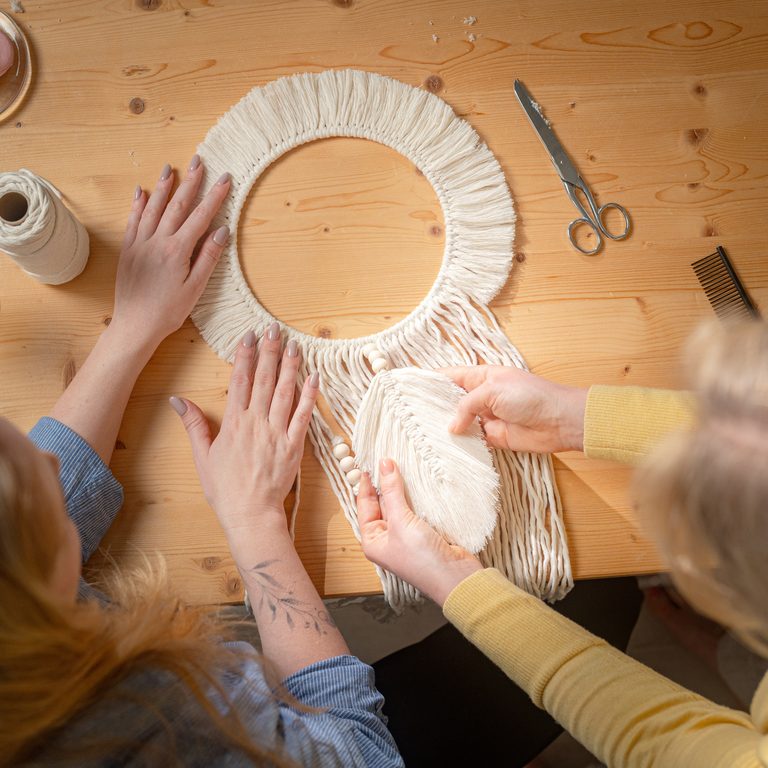 Manumi kreativní sada na výrobu macramé lapače snů