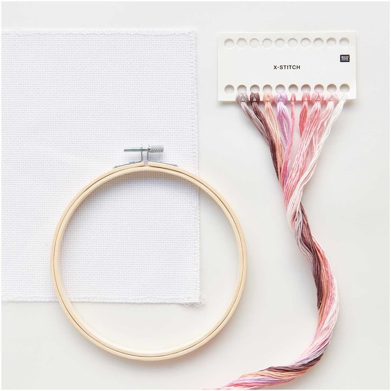 Kit for embroidering a decoration with cherry flowers