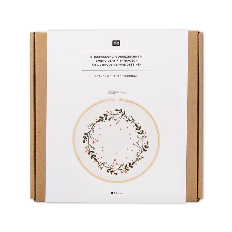 Embroidery kit for a decoration with a Christmas wreath with berries