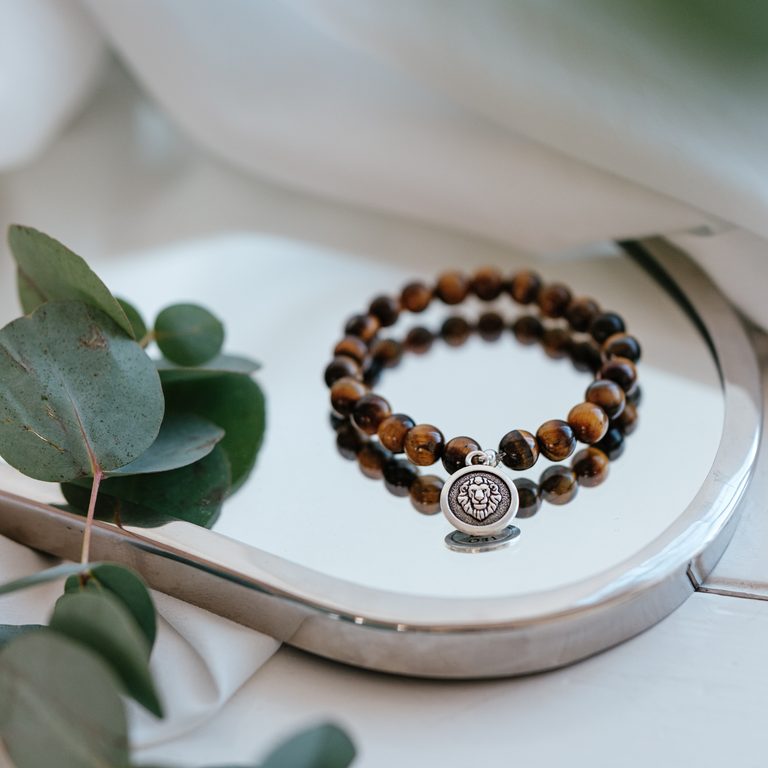 Manumi kreatívna sada na výrobu náramku z minerálov so znamením zverokruhu Lev