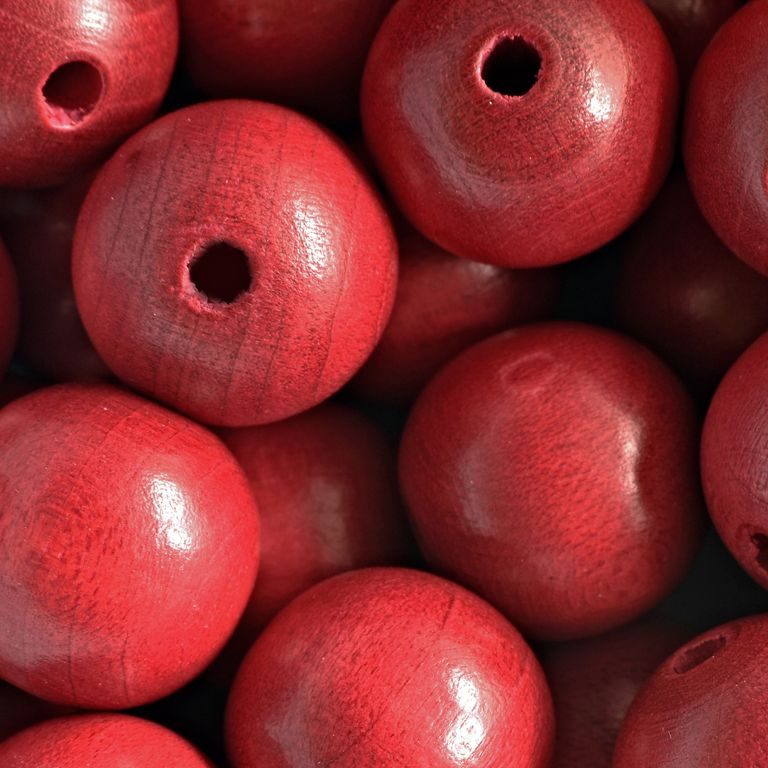 Dřevěné korálky kulička 18mm tmavě červená