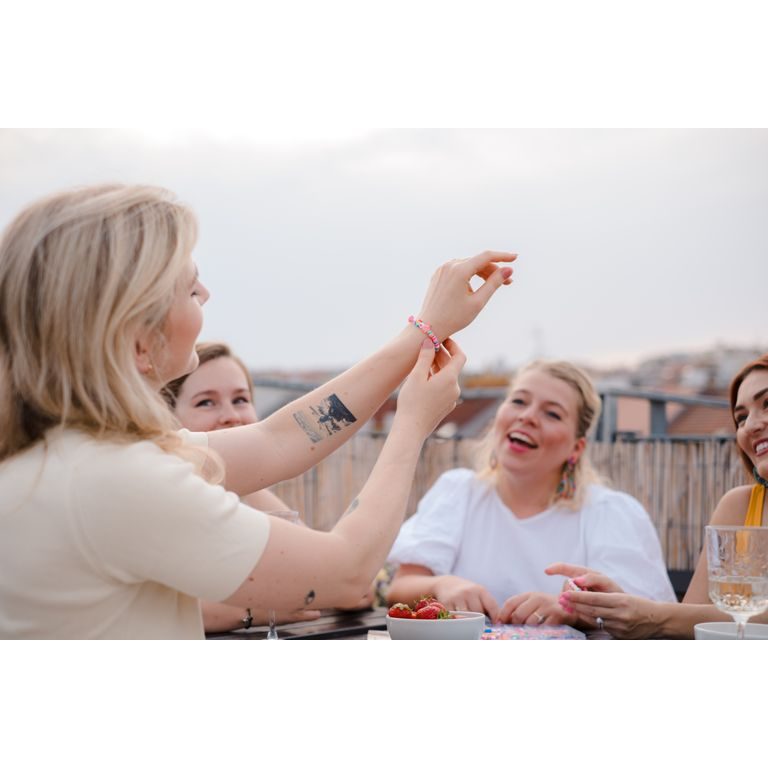 Manumi creative kit Friendship bracelets