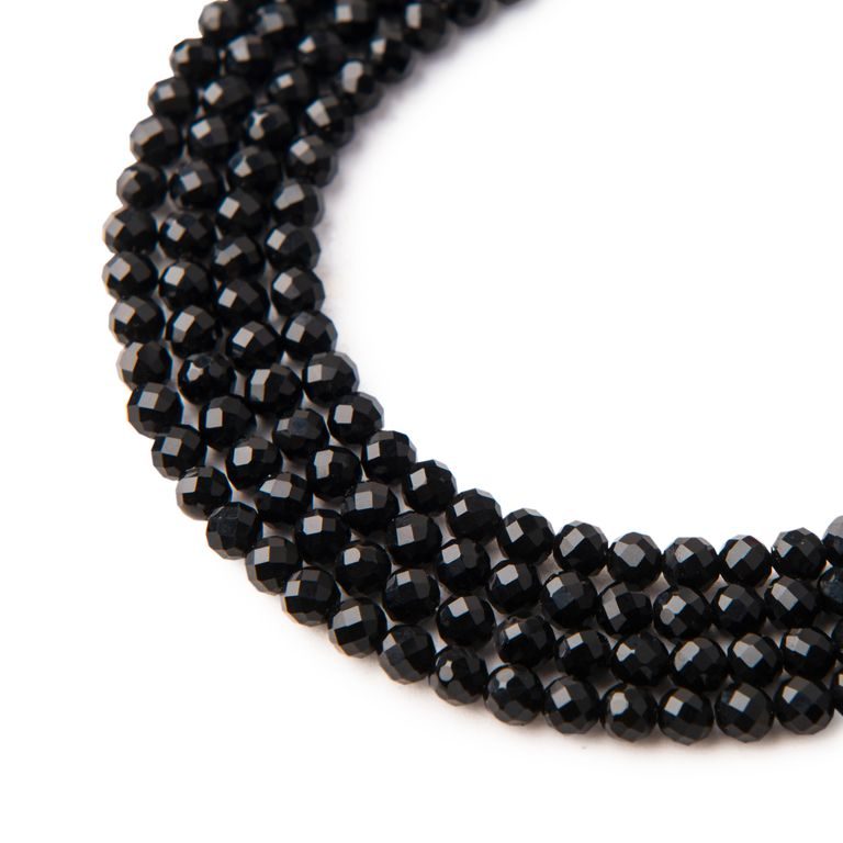 Onyx 4 mm faceted