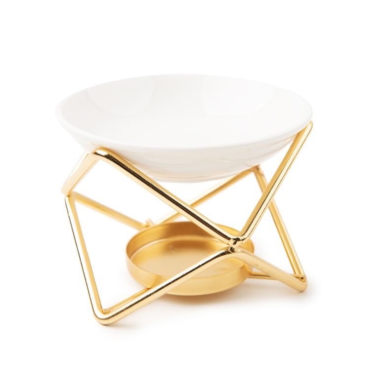 Aroma lamp for scented wax melts with a metal base in gold color