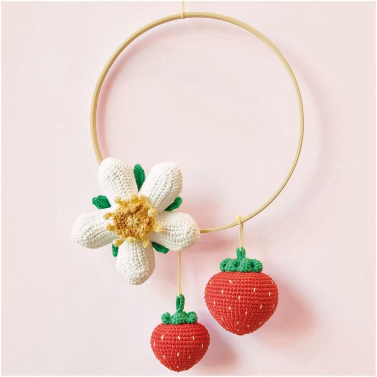 Cotton crochet yarn Ricorumi dk shade 028 red