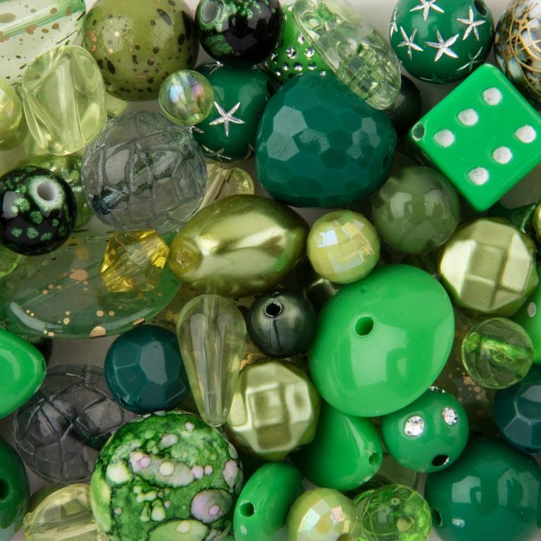 Mix de mărgele din plastic verzi