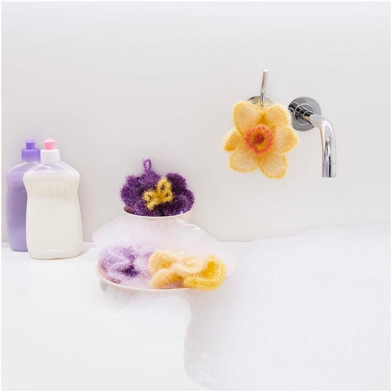 Rico design crochet set for making washcloths Creative Bubble Spring flowers