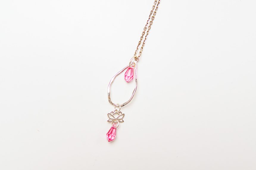 Růžový náhrdelník Amoracast