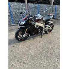 APRILIA RSV4