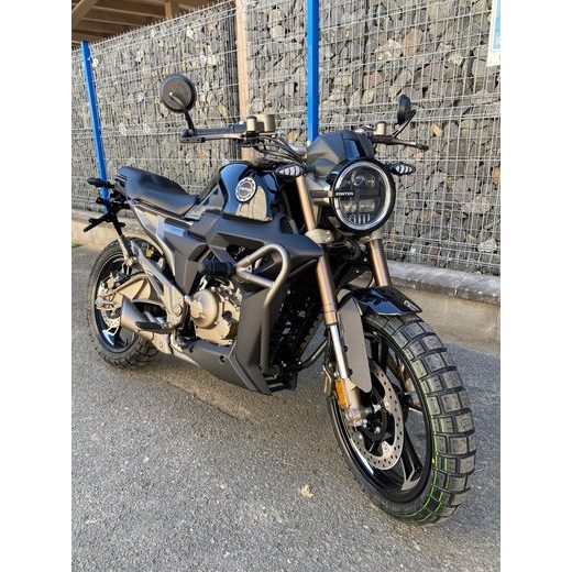ZONTES G1 125 SCRAMBLER ČERNÁ LITÁ KOLA