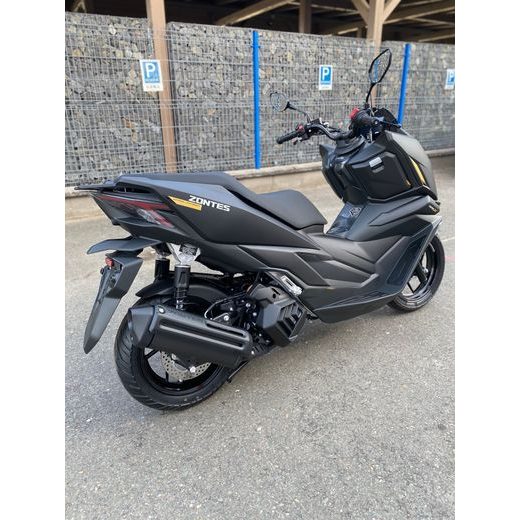 ZONTES 125 XERO ČERNÁ + KUFR ZDARMA