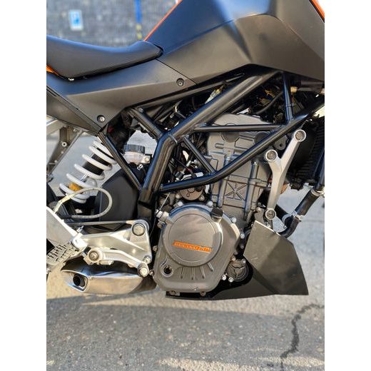 KTM 125 DUKE - REZERVOVÁNO