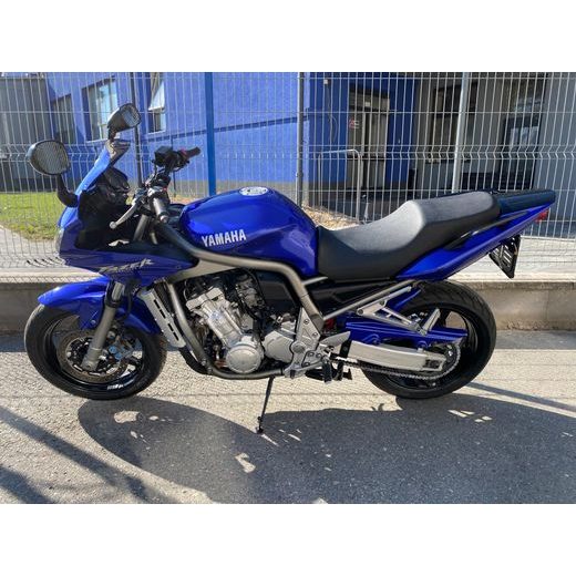 YAMAHA FZS 1000 FAZER