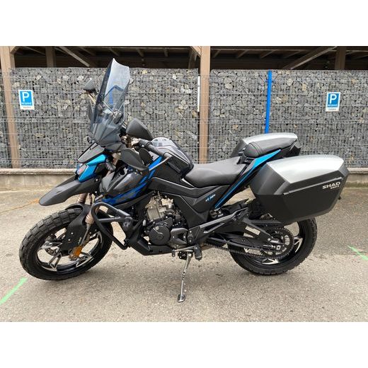 ZONTES 125 HYPER TRAIL MODRÁ + BOČNÍ KUFRY