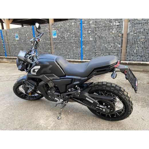 ZONTES 125 GK SCRAMBLER - DRÁTĚNÁ KOLA ČERNÁ
