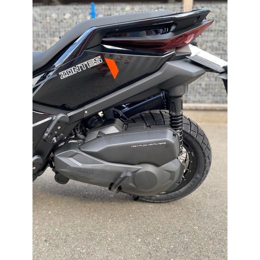 ZONTES 368 GIZMO ČERNÁ + KUFR ZDARMA