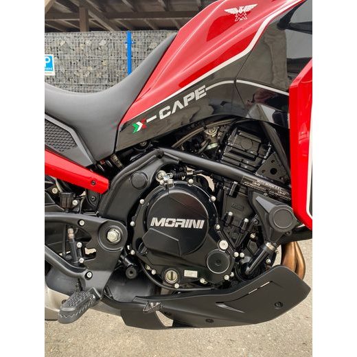 MOTO MORINI X-CAPE 650
