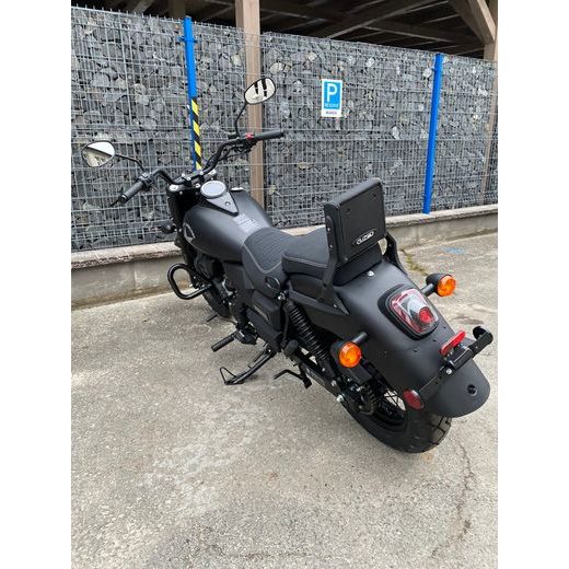 UM RENEGADE COMMANDO 300 ZELENÁ