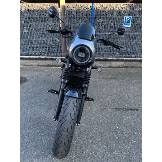 MOTO MORINI CALIBRO CUSTOM 700 ŠEDÁ