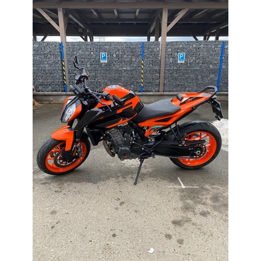 KTM 890 DUKE GP