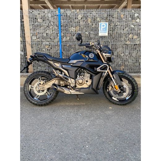 ZONTES G1 125 SCRAMBLER ČERNÁ LITÁ KOLA