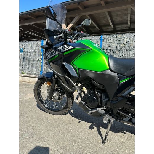 KAWASAKI VERSYS-X 300