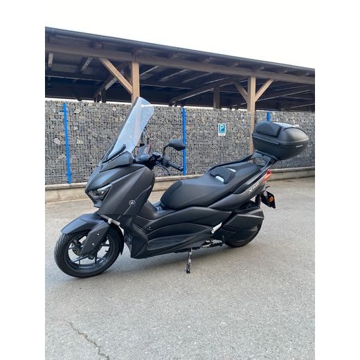 YAMAHA X-MAX 300