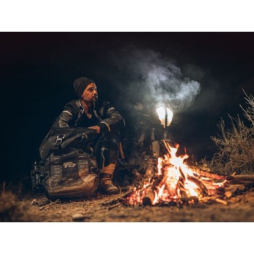 KOMPLETNÍ SADA BOČNÍCH ADVENTURE BRAŠEN SHAD TERRA TR40, VČETNĚ MONTÁŽNÍ SADY SHAD BMW F 650 GS / F 700 GS/ F 800 GS (2008 - 2018)