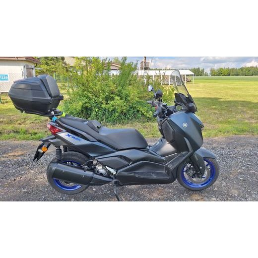 YAMAHA X-MAX 300 - REZERVOVÁNO