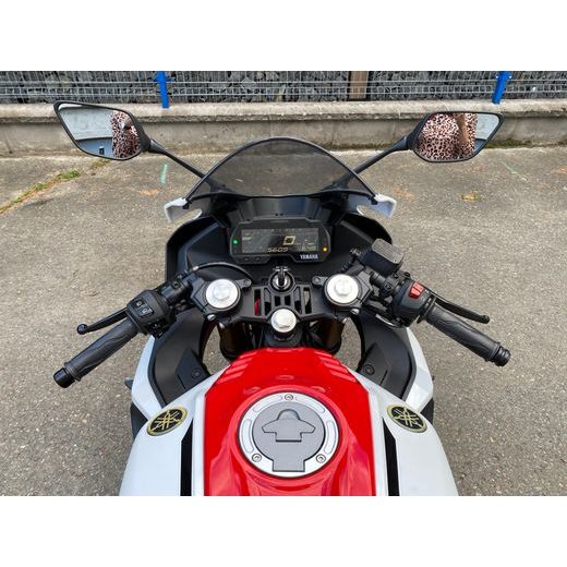 YAMAHA YZF-R125 REZERVOVÁNO