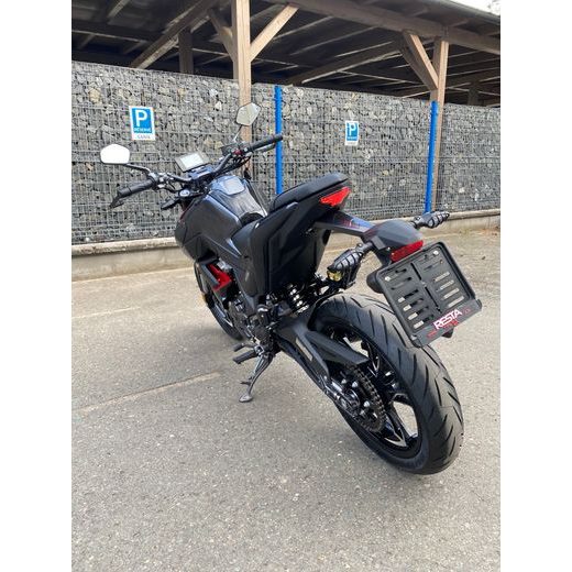 ZONTES 125 URBAN ČERVENOČERNÁ