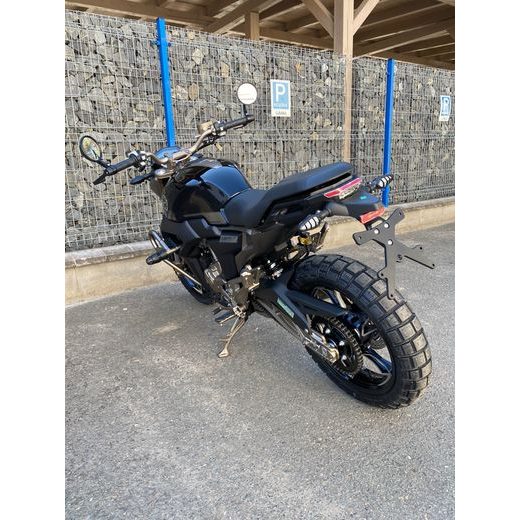 ZONTES G1 125 SCRAMBLER ČERNÁ LITÁ KOLA