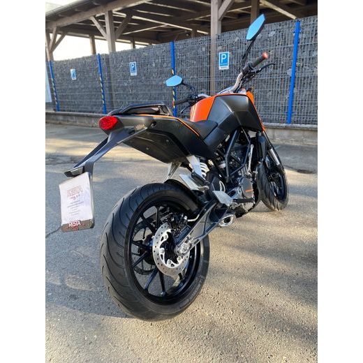 KTM 125 DUKE - REZERVOVÁNO