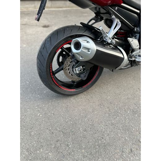 YAMAHA FZ1 FAZER - REZERVOVÁNO