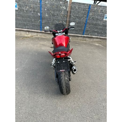 YAMAHA FZ1 FAZER - REZERVOVÁNO