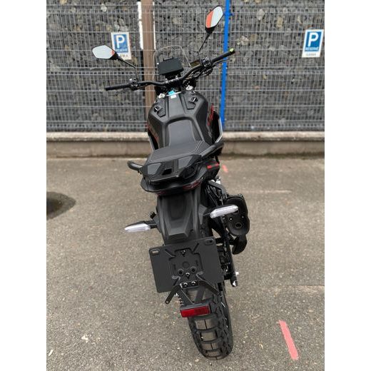 MOTO MORINI ALLTRHIKE STD ČERNÁ