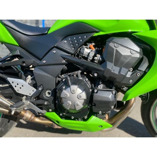 KAWASAKI Z1000 VÝPRODEJ - ZLEVNĚNO