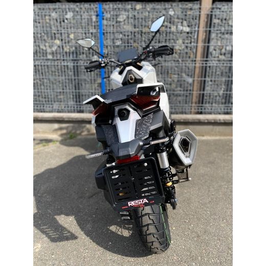 ZONTES 368 GIZMO BÍLÁ SKLADEM + KUFR ZDARMA