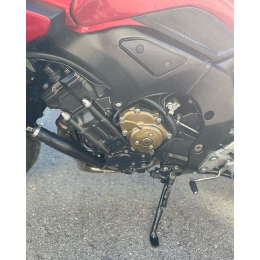 YAMAHA FZ1 S FAZER REZERVOVÁNO