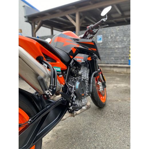 KTM 890 DUKE GP