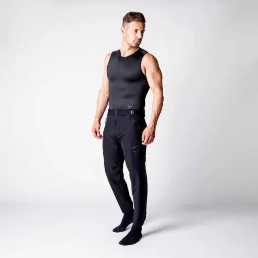 CHRÁNIČ HORNÍ ČÁSTI TĚLA IXS FLOW 2.0 482-510-5300 ČERNÝ L/XL (DLOUHÁ)