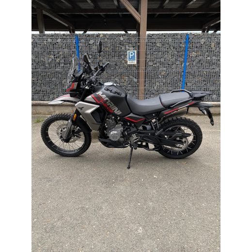 MOTO MORINI ALLTRHIKE STD ČERNÁ