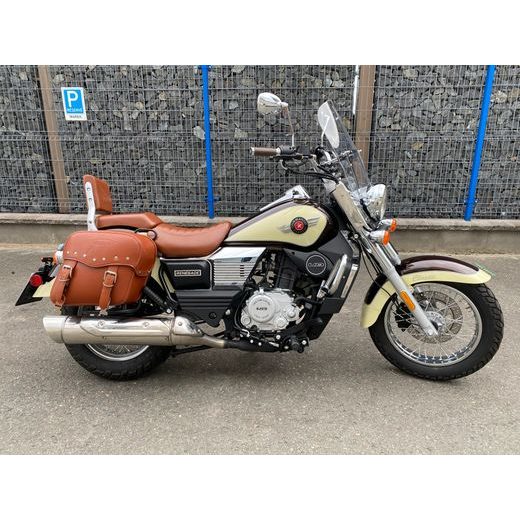 UM RENEGADE CLASSIC 125 NAJETO POUZE 691 KM