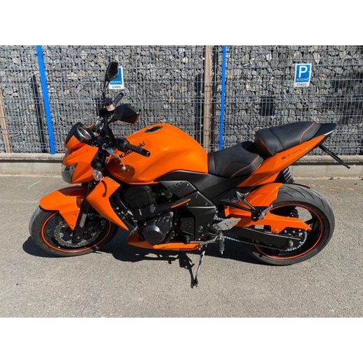 KAWASAKI Z750