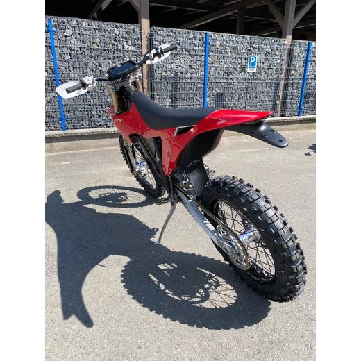 STARK VARG EX 60HP STARK RUDÁ