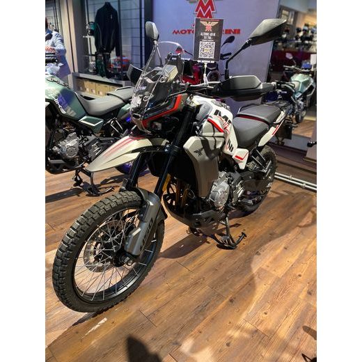 MOTO MORINI ALLTRHIKE HE