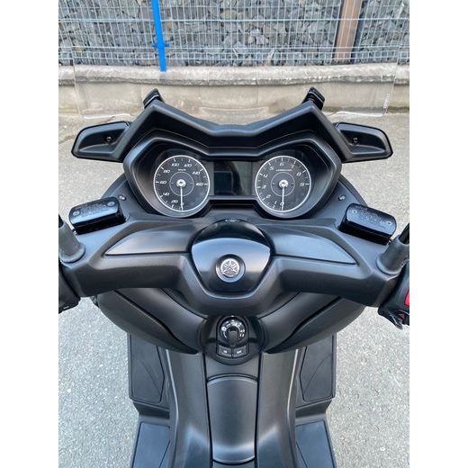 YAMAHA X-MAX 300